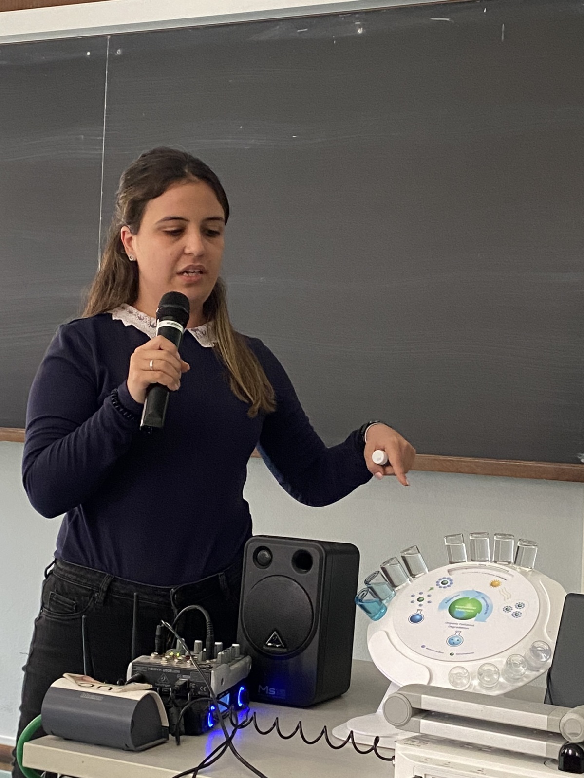 Day 1. Dr. Coelho-Demonstration of photocatalytic activity.jpeg